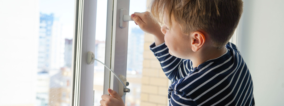 Seguridad en casa: elige las ventanas adecuadas para proteger a los más pequeños