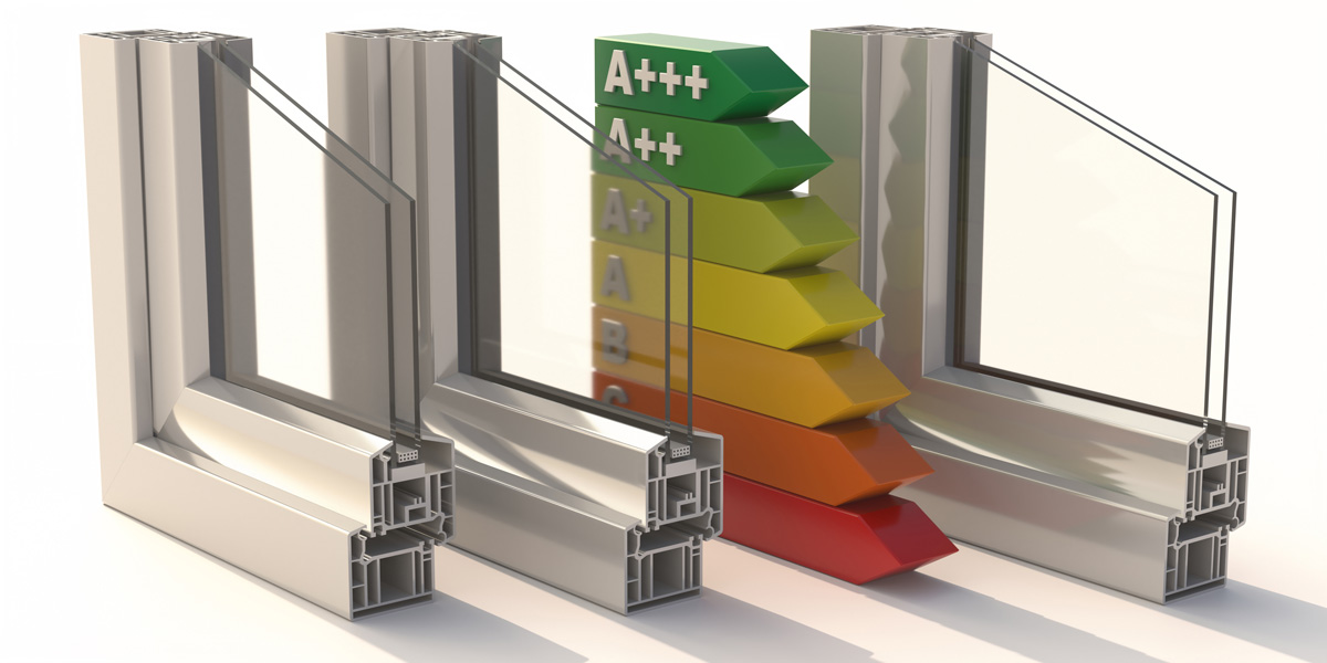 Detalle técnico de una ventana con doble acristalamiento y vidrio acústico CLIMALIT PLUS®
