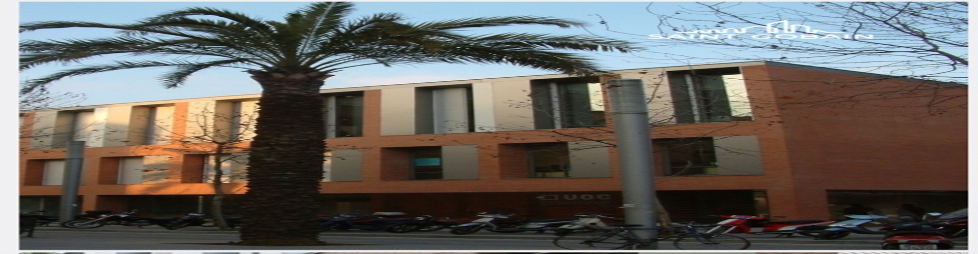 Fachada de la sede de la Universidad Abierta de Cataluña en Barcelona con acristalamiento CLIMALIT Planitherm 4S de Saint-Gobain Glass